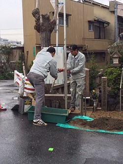 説明板設置風景です。